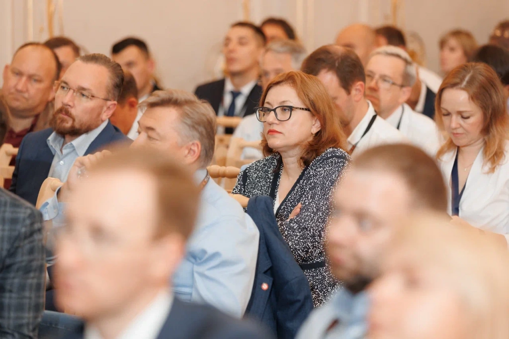 CONF166.jpg